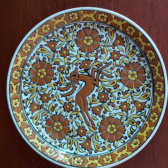 2 /$20 πVintage Greek wall plate yellow ππΏ π¦ embossed 8.5" Greece - Picture 8 of 12